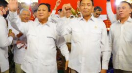 Ketua Umum Partai Gerindra Prabowo Subianto danKetua Pertimbangan Presiden (Wantimpres) Wiranto. (Foto Dok. Tim Media Prabowo Subianto)