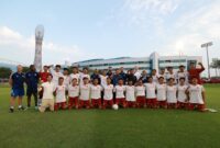 Menteri Pertahanan Prabowo Subianto menyaksikan laga pertandingan persahabatan Tim Sepak Bola U-17 Persib melawan Tim Anak-Anak Muda Indonesia di Aspire Academy, Qatar. (dok. Tim Media Prabowo Subianto)