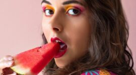 Semangka mengandung serat, yang dapat membantu mempromosikan pencernaan yang sehat dan mencegah sembelit. (Pexels/Priscila Pereira)