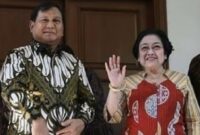 Ketua Umum Partai Gerindra Prabowo Subianto bersama Ketua Umum PDI Perjuangan Megawati Soekarnoputri. (Instagram.com/@presidenmegawati) 