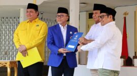 Ketua Umum Partai Gerindra Prabowo Subianto bersama Ketuam Umum Partai Golkar Airlangga Hartarto, Ketua Umum Zulkifli Hasan dan Ketua Umum PKB Muhaimin Iskandar. (Dok. Tim Media Prabowo Subianto)