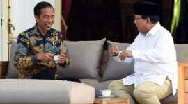 Presiden Jokowi dengan Menteri Pertahanan Prabowo Subianto. (Dok. Setkab.go.id)
