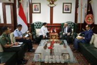 Menteri Pertahanan RI Prabowo Subianto bertemu dengan Dubes Mesir Arshaf Sulthan di kantor Kemhan. (Dok. Tim Media Prabowo Subianto)