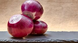 Bawang merah dapat membantu menjaga kesehatan jantung. (Pixabay.com/joergip31)  