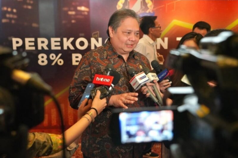 Airlangga Hartarto umumkan deregulasi 10 komoditas strategis yang dinilai tak ganggu penerimaan negara. (Facbook.com/@Airlangga Hartarto)